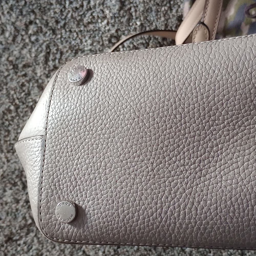 Michael Kors Grey Pebbled Leather ToteBag with tan trim and silvertone hardware - Picture 4 of 13
